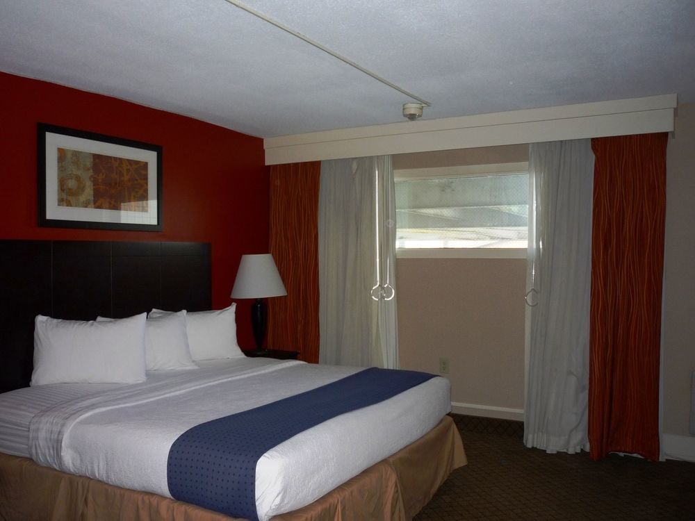 Baymont By Wyndham Fayetteville Fort Bragg Area Kültér fotó