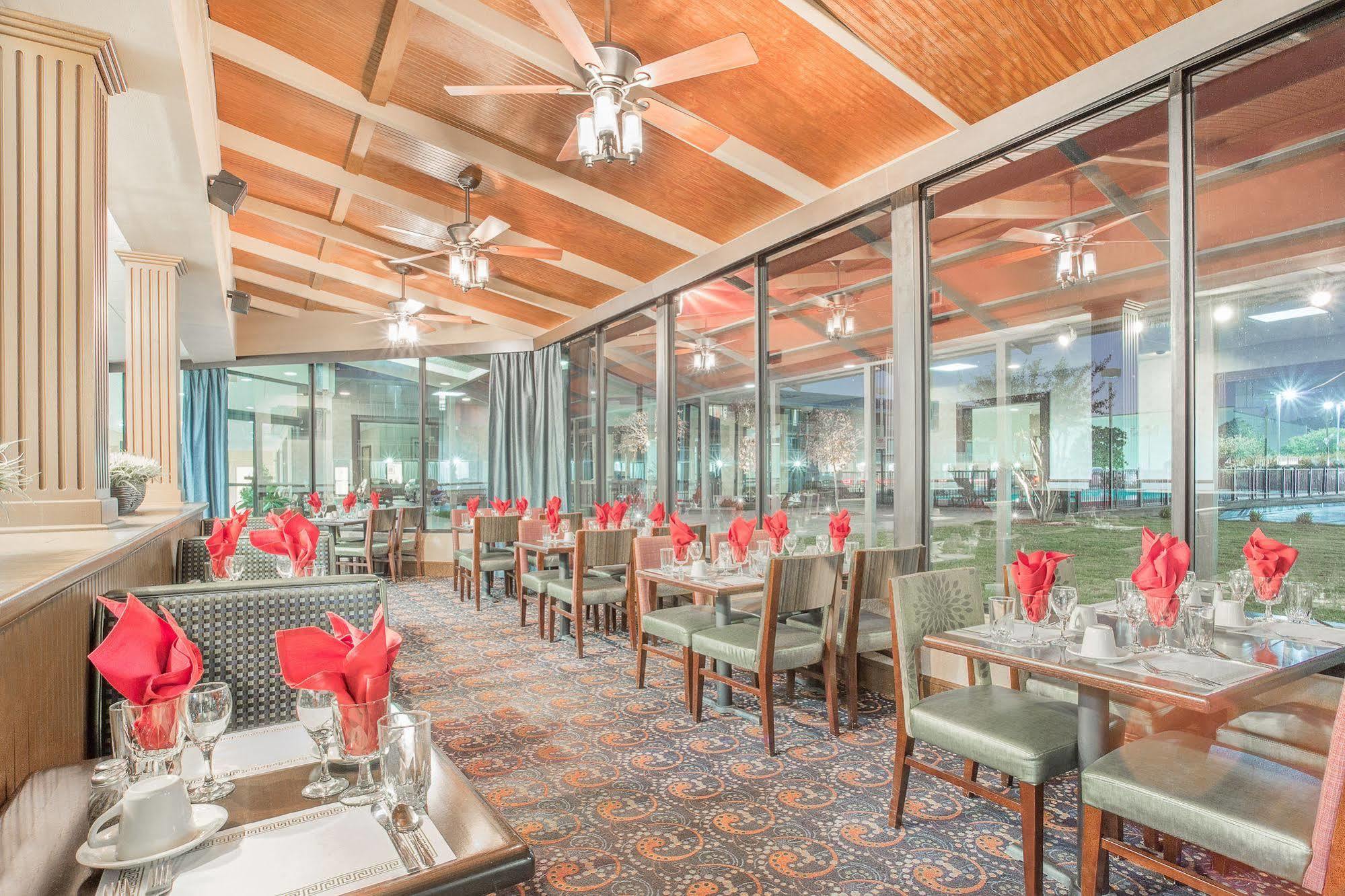 Baymont By Wyndham Fayetteville Fort Bragg Area Kültér fotó