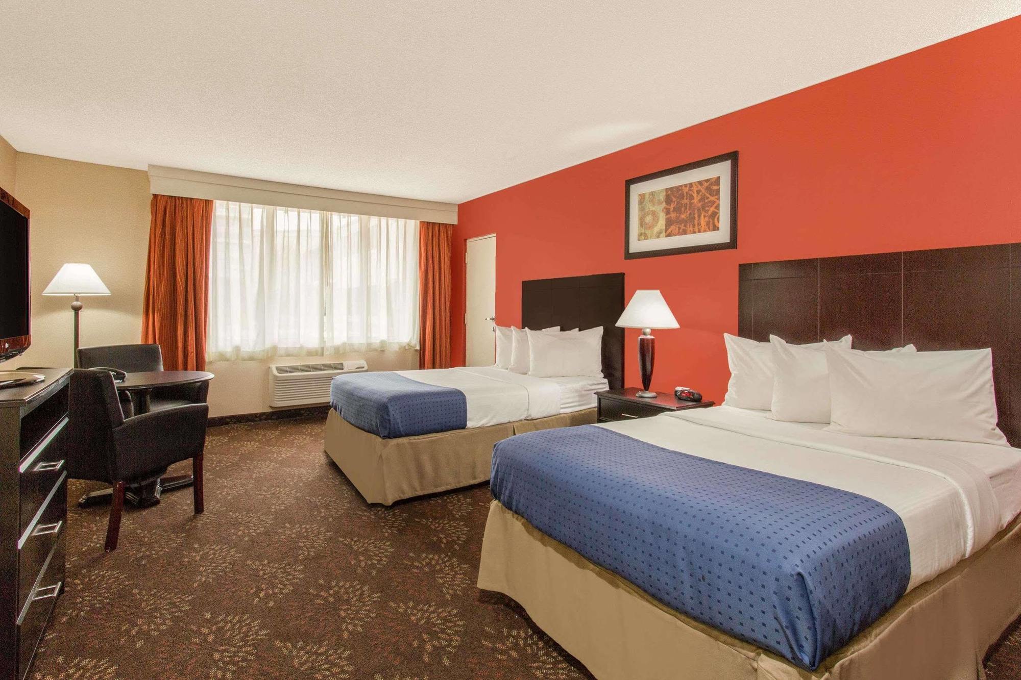 Baymont By Wyndham Fayetteville Fort Bragg Area Kültér fotó