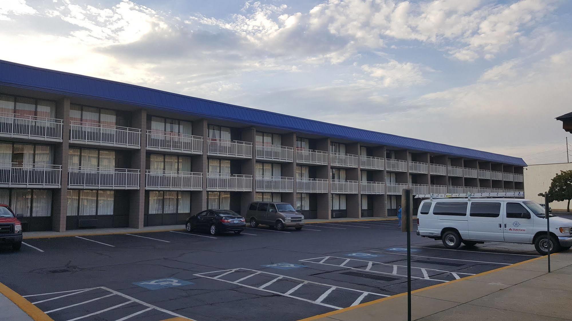 Baymont By Wyndham Fayetteville Fort Bragg Area Kültér fotó